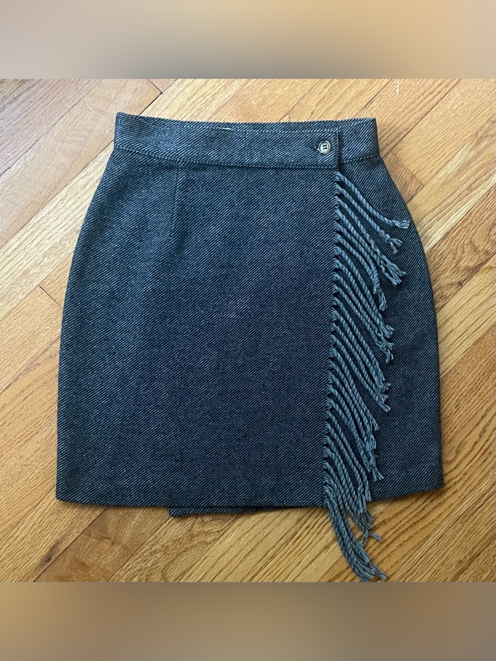 *ViNTaGe* United Colors Of Benetton Charcoal Fringe Wrap Mini Skirt